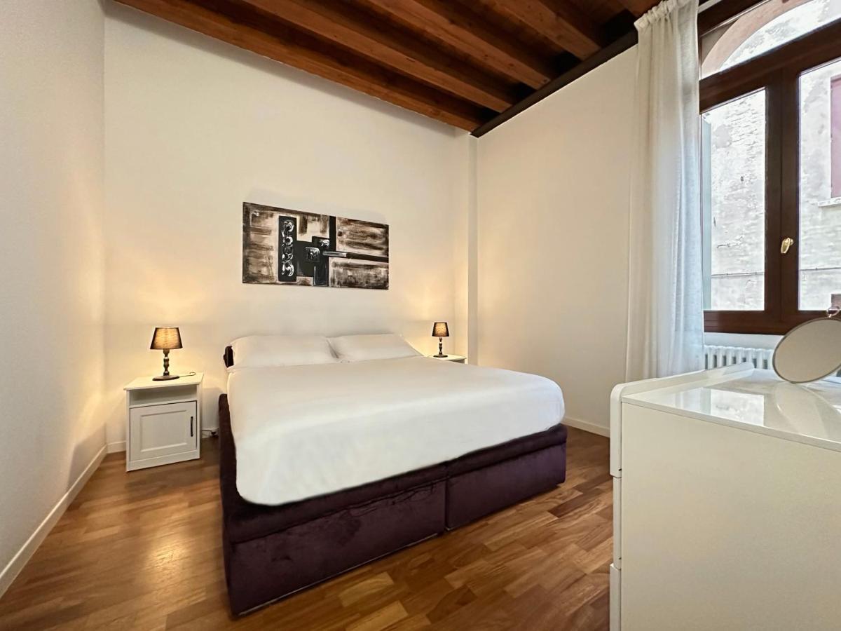 Tarvisium Luxury Apartment: Un'Oasi Di Eleganza トレヴィーゾ エクステリア 写真
